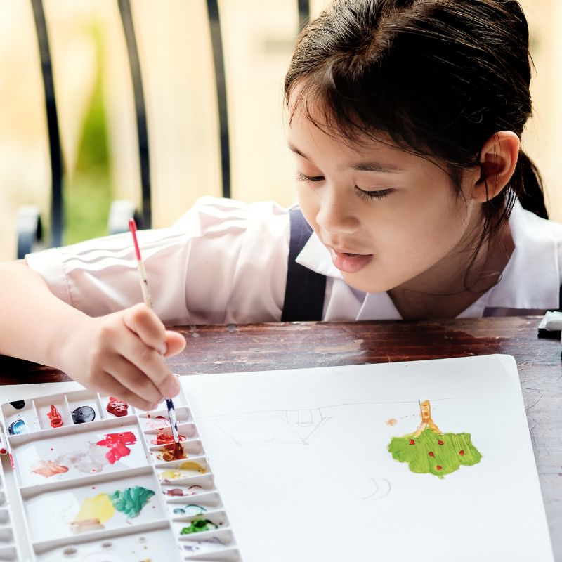 Tips to develop your child's artistic skills